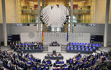 Deutschland-Berlin-Schmolz-Bundestag-Frage