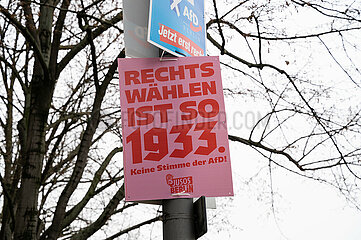 Berlin  Deutschland  Wahlplakat der Jusos Berlin fuer die Wiederholungswahl zum Berliner Abgeordnetenhaus