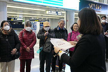 China-Beijing-Outbound Touristen (CN)