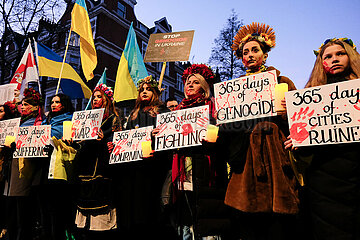Ukraine War: 'Heartbroken but Unbroken' vigil in London