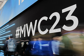 Spanien-Barcelona-Mobile World Congress 2023-Kicking
