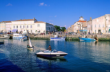 France. Charente Maritime (17) Ile de Re  Saint-Martin village  Clemenceau wharf