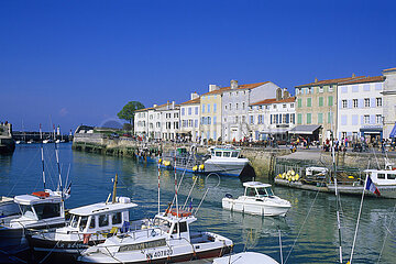 France. Charente Maritime (17) Ile de Re  village of Saint Martin de Re  the port