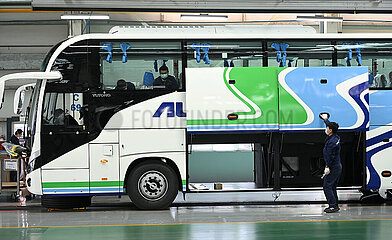 China-Henan-Zhengzhou-Yutong-Bus-Overseas-Order (CN)