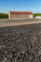 Deutschland  Weimar - Gedenkstaette Buchenwald (KZ-Gedenkstaette)  Lagergelaende und Kammergebaeude (Haeftlingsbekleidungskammer)  heute Museum