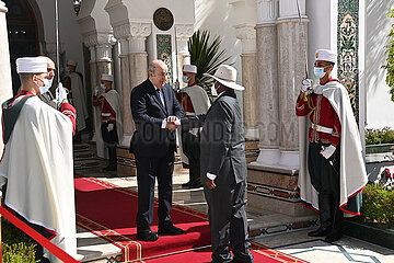 Algerien-Algier-ugandische Präsident