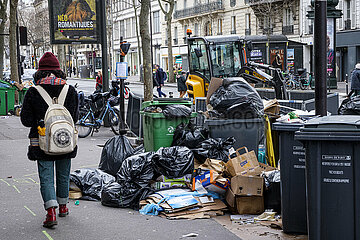 France. Paris (75) (14th district). At the beginning of March 2023  trash cans and rubbish pile up on the sidewalks  following a garbage collectors' strike  in protest against the government's pension reform project (here  avenue du Général Leclerc)