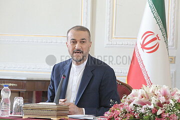 IRAN-TEHRAN-FM-PRESS CONFERENCE