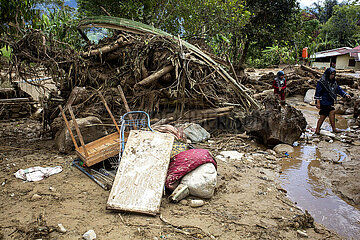 Indonesien-Solok-Flood-Nachtermath