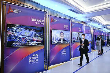 Xinhua Schlagzeilen: Chinas starke Erholungsufer steigt ausländische Firmen an