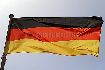 Berlin  Deutschand  Nationalfahne der Bundesrepublik Deutschland