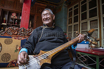 Xinhua Headlines: Manor-turned museum tells changes of life in Tibet