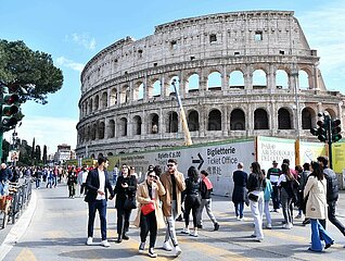 Italien-Rome-Tourismus-chinesische Sprachdienste
