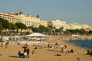 France. Alpes-Maritimes (06). Cannes. Beaches. Bottom: Boulevard de la Croisette with its buildings and major hotels