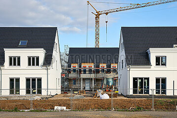 Wohnungsbau im Neubauviertel  Duisburg  Nordrhein-Westfalen  Deutschland