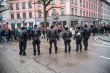 Antikapitalistische 1. Mai Demo in München