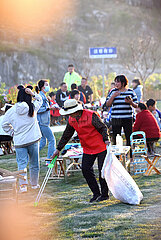 Xinhua Schlagzeilen: Ikonische Barbecue spiegelt Chinas postpandemische Vitalität wider
