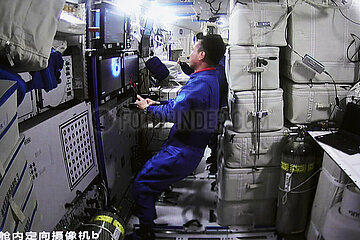 (JyNoSonsci) China-Tianzhou-6-Cargo Craft-Docking (CN)
