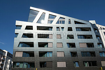 Berlin  Deutschland  Futuristisches Wohnhaus Sapphire des US-Architekten Daniel Libeskind im Bezirk Mitte