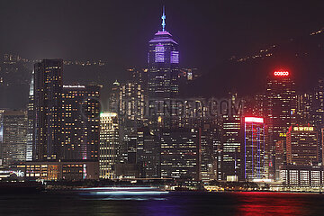 Hong Kong  China  Blick auf Hong Kong Island bei Nacht