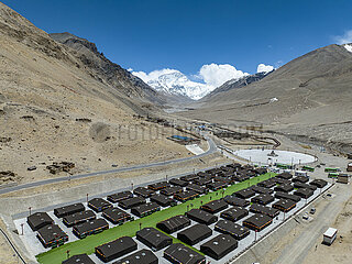 (Intibet) China-Tibet-Xigaze-Mount Qomolangma Base Camp-Zent-Hotels (CN)