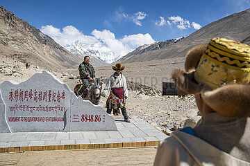 (Intibet) China-Tibet-Xigaze-Mount Qomolangma Base Camp-Zent-Hotels (CN)