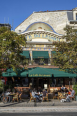 FRANCE. GIRONDE (33). BORDEAUX. THE CAFE DU LEVANT   A HISTORIC BORDEAUX BRASSERIE (1896)  OPPOSITE THE SAINT-JEAN TRAIN STATION. MOSAIC FACADE