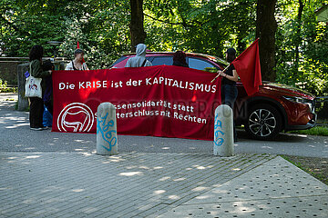 Demonstration gegen Wahlstand der AFD München