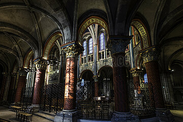 FRANCE. PARIS (6TH DISTRICT). SAINT-GERMAIN-DES-PRES CHURCH. AFTER TWO YEARS OF WORK  THE RESTORED PAINTINGS AND FRESCOES IN THE NAVE. THE CHOIR