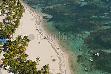 FRANCE. GUADELOUPE  LA DESIRADE ISLAND  BEAUSEJOUR  BEACH PLAGE ? FIFI (AERIAL VIEW)