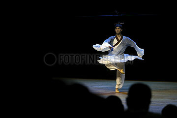 Rumänien-Bucharest-klassischer chinesischer Tanz