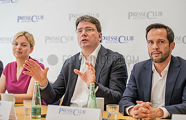 Diskussionsrunde der bayerischen Spitzenkandidaten in München