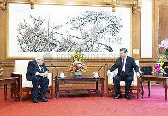 China-Beijing-Xi Jinping-Henry Kissinger-Meeting (CN)