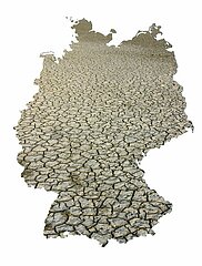 ausgetrockneter Boden in Deutschland
