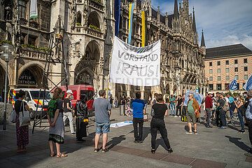 Protestaktion des Netzwerk für saubere Energie München
