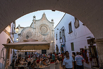 ITALY. PUGLIA REGION. VILLAGE OF OSTUNI. THE CATHEDRAL OF THE ASSUMPTION (BASILICA MINORE) BUILT FROM 1435