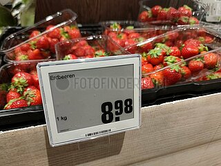 Erdbeeren im Supermarkt