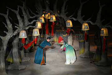 China-Gansu-Dunhuang-kulturelle Leistungen-'Dunhuang Splendid Ceremony' (CN)