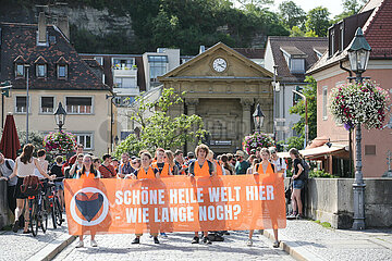 Start der Bayernphase: Letzte Generation Protestmarsch in Würzburg