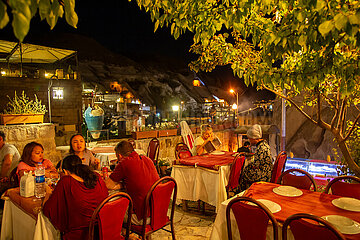 Tuerkei  Goereme - Restaurant in dem Ort im Goereme-Nationalpark in Kappadokien