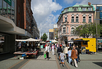 Markttag in der City  Bottrop  Nordrhein-Westfalen  Deutschland