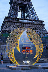 FRANCE. PARIS (75) (7TH DISTRICT) COUNTDOWN TO THE TIME BEFORE THE OPENING CEREMONY OF THE PARIS 2024 OLYMPIC GAMES  INSTALLED IN THE PORT DE LA BOURDONNAIS  AT THE FOOT OF THE EIFFEL TOWER