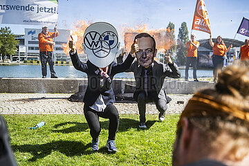 Protestaktion des Attac gegen die IAA in München