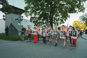 Letzte Generation demonstriert vor JVA Stadelheim
