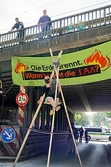 Symbolische Hausbesetzung im Rahmen der Proteste gegen die IAA Mobility