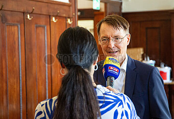Pressekonferenz mit Karl Lauterbach in München