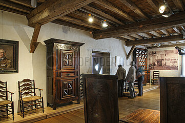 FRANCE. PYRENEES-ATLANTIQUES (64). BAYONNE. BASQUE MUSEUM. ETHNOGRAPHIC COLLECTION. BASQUE FURNITURE