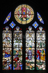 FRANCE. PYRENEES-ATLANTIQUES (64). BAYONNE. ST. MARY'S CATHEDRAL. STAINED GLASS WINDOW THE PRAYER OF THE CHANANEENNE (1531  CHAPEL OF SAINT-JEROME)