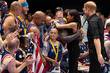 USA gewinnen Gold im Rollstuhl-Basketball-Finale vor den Augen von Prince Harry und Meghan Markle