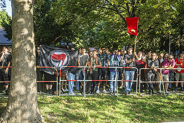 Antifa Demonstration gegen AfD Großkundgebung in München